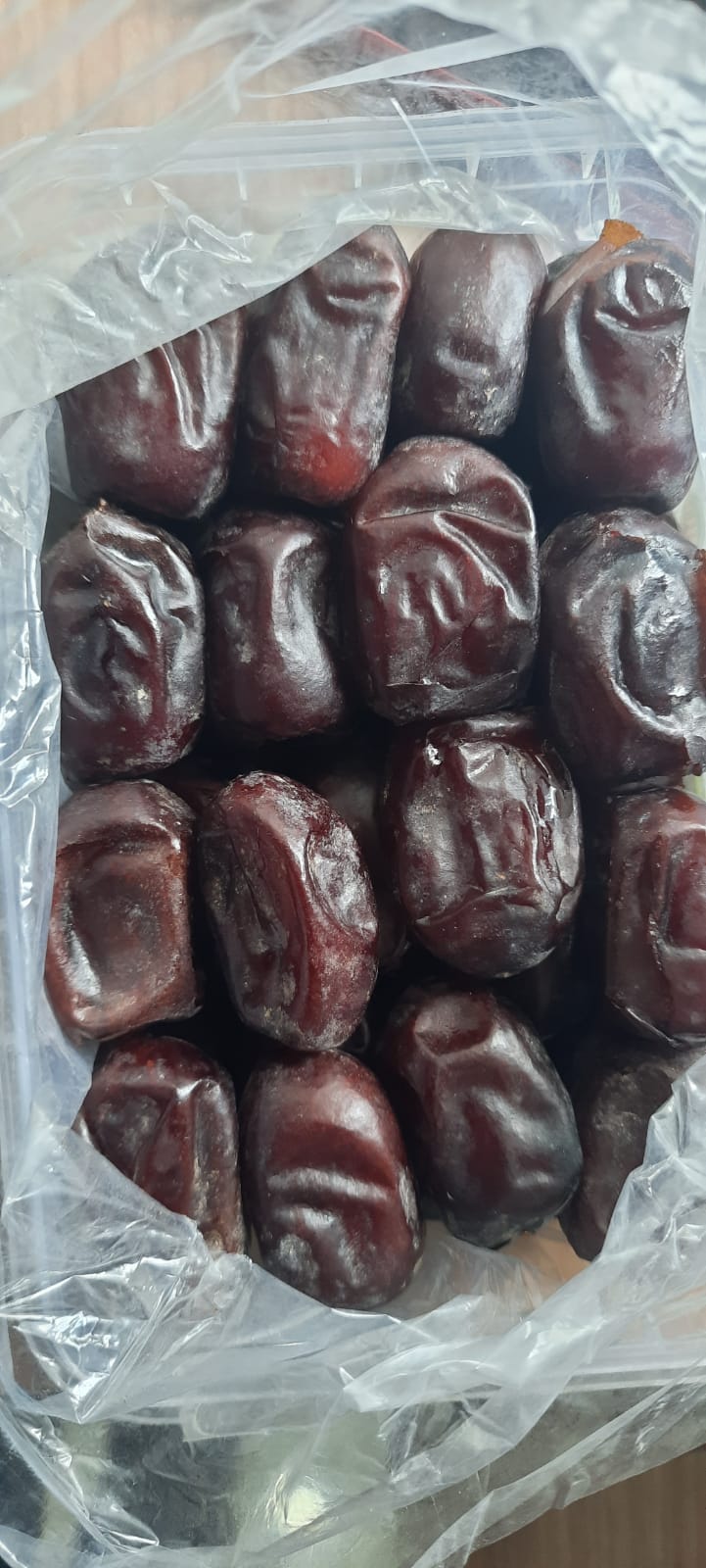 Kimia Dates